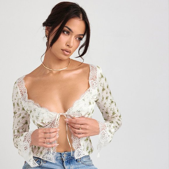 HOUSE OF CB 'Clarissa' Garden Print Lace Trim Top NWOT - Picture 4 of 6